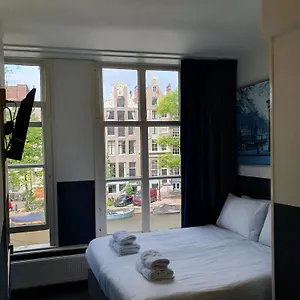 2* מלון Hoksbergen